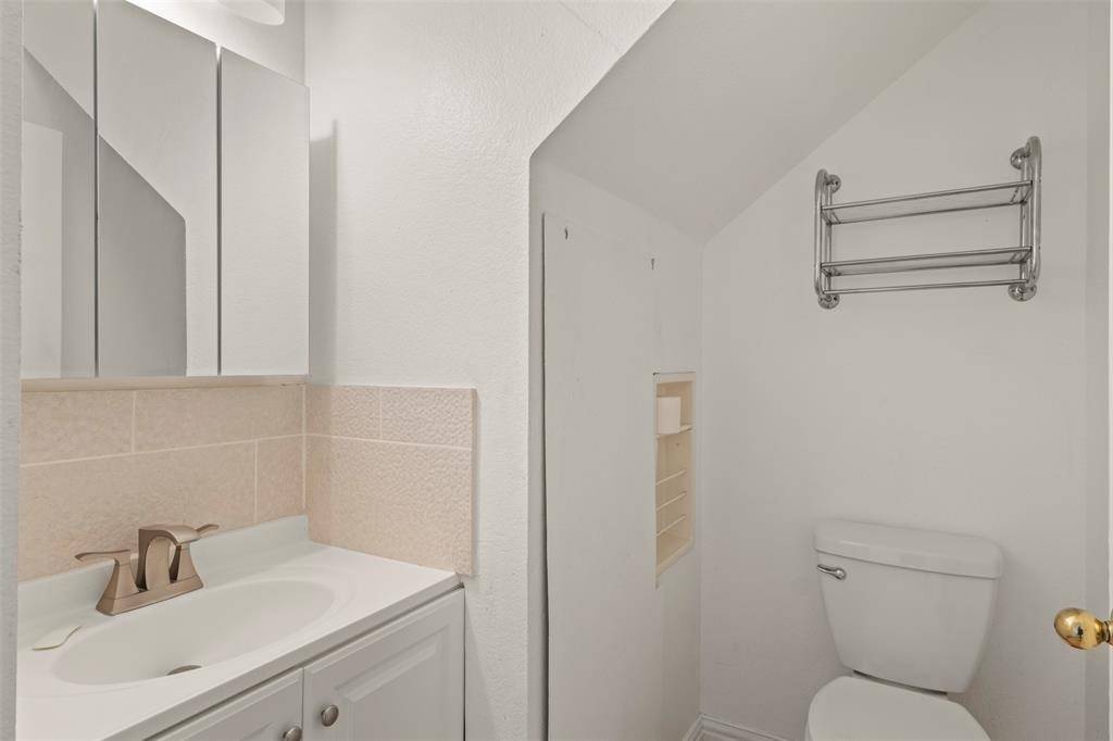 2444 Chinkapin Way, Dallas, TX 75212