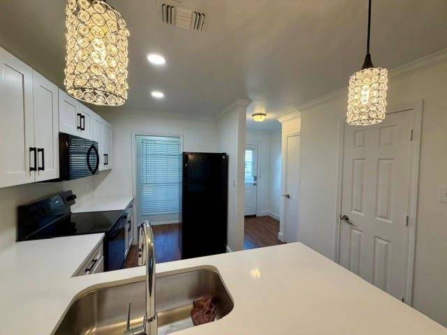 621 Carriagehouse Lane #4f, Garland, TX 75040