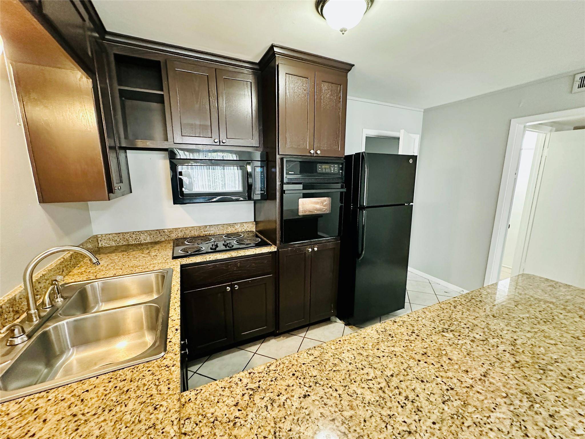 601 W 11th ST #226, Austin, TX 78701