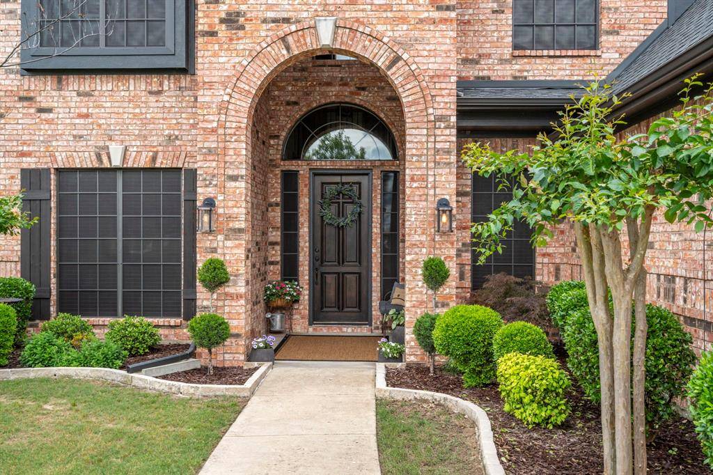 1017 Hilltop Drive, Lavon, TX 75166