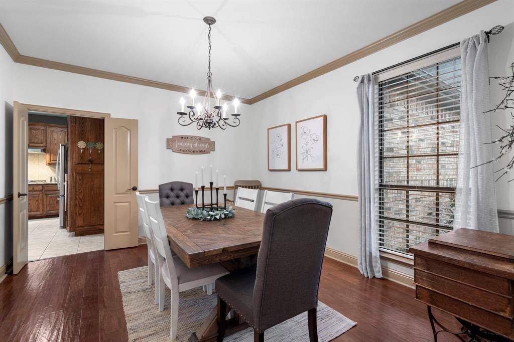1017 Hilltop Drive, Lavon, TX 75166