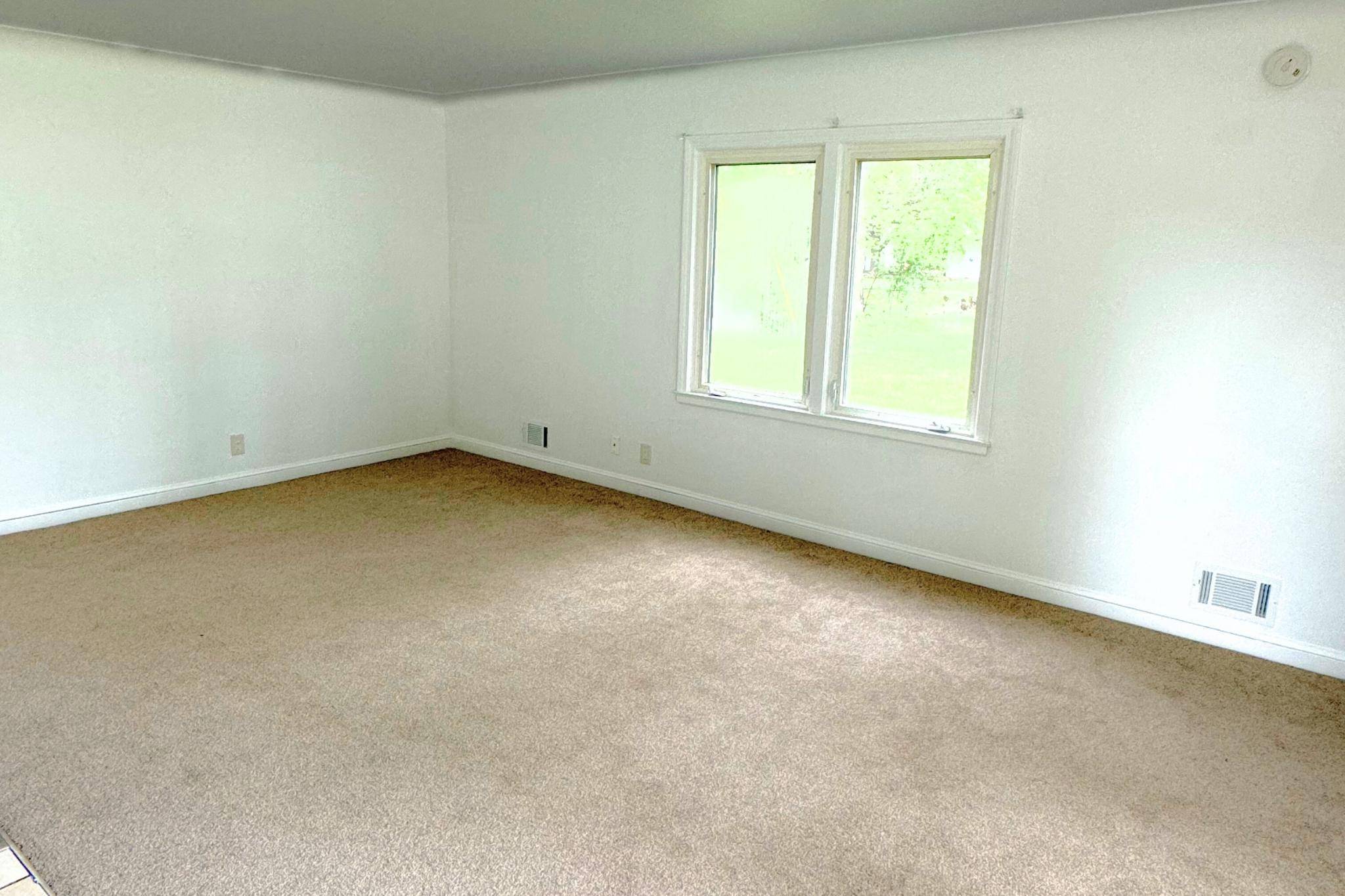 509 61st AVE N, Brooklyn Center, MN 55430