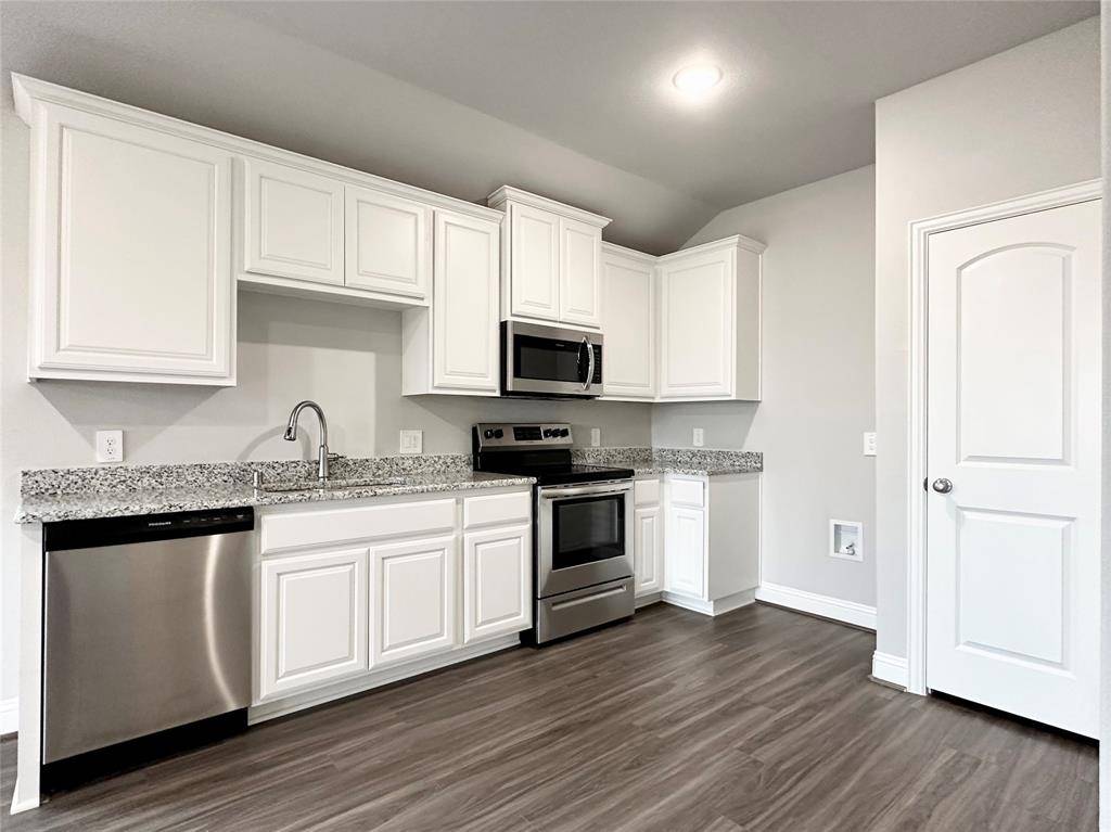 1428 Waverley Drive, Greenville, TX 75402