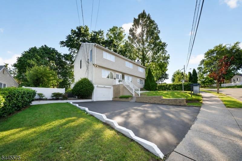 181 Livingston St, Clifton City, NJ 07013