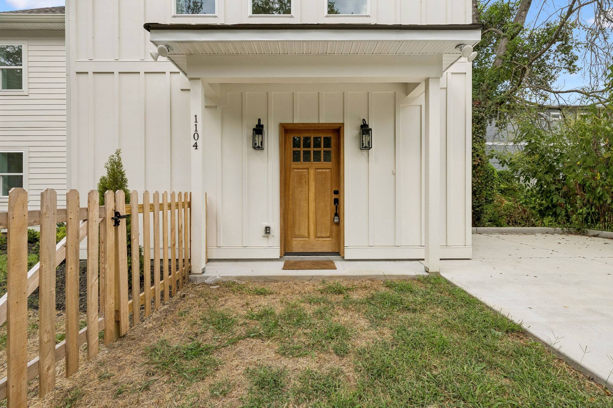 1104 McFerrin Ave, Nashville, TN 37206