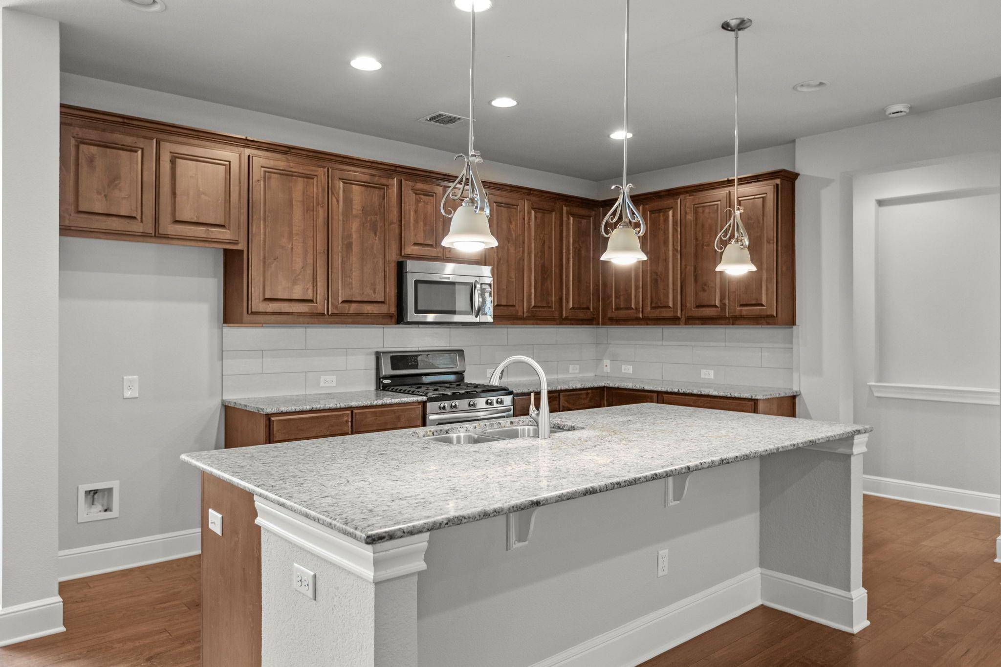 205 Cherokee Rose CIR, Georgetown, TX 78626