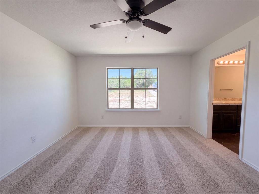 521 Brazos Hills Drive, Weatherford, TX 76087