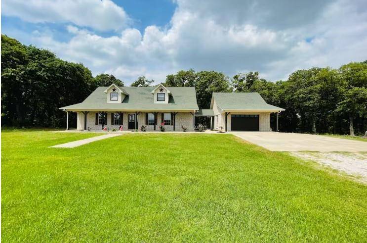 207 EMBERSON CHAPEL Road, Pilot Point, TX 75068