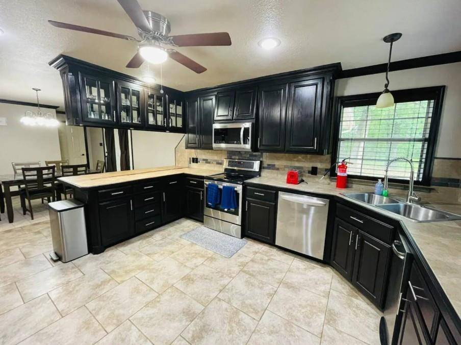207 EMBERSON CHAPEL Road, Pilot Point, TX 75068
