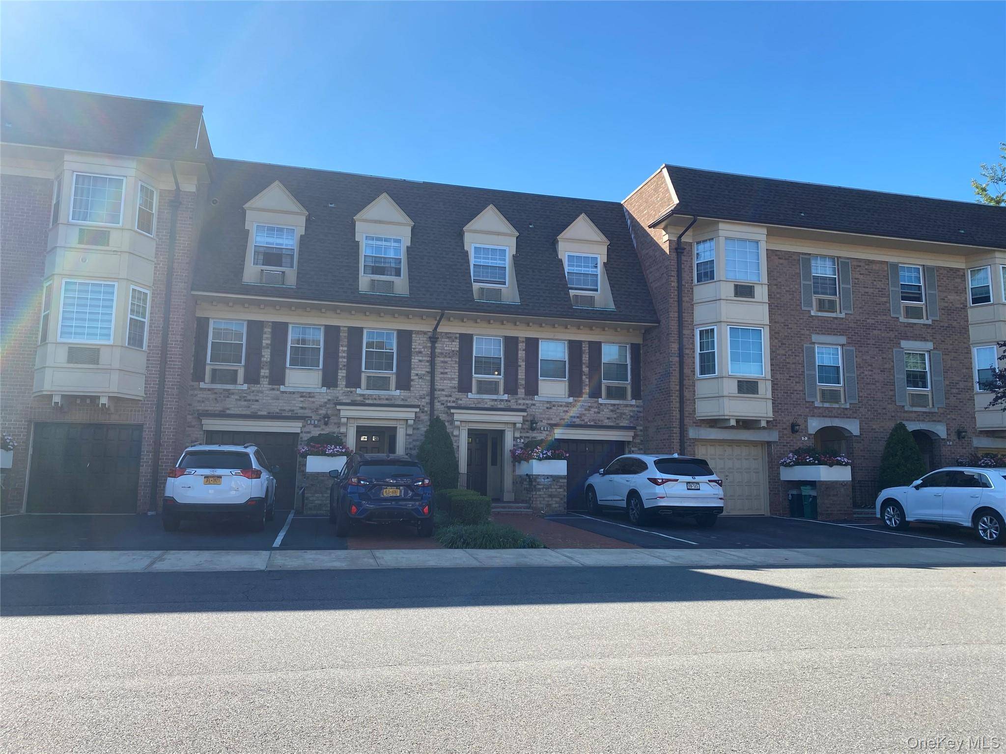 1230 Estates LN #1136, Bayside, NY 11360