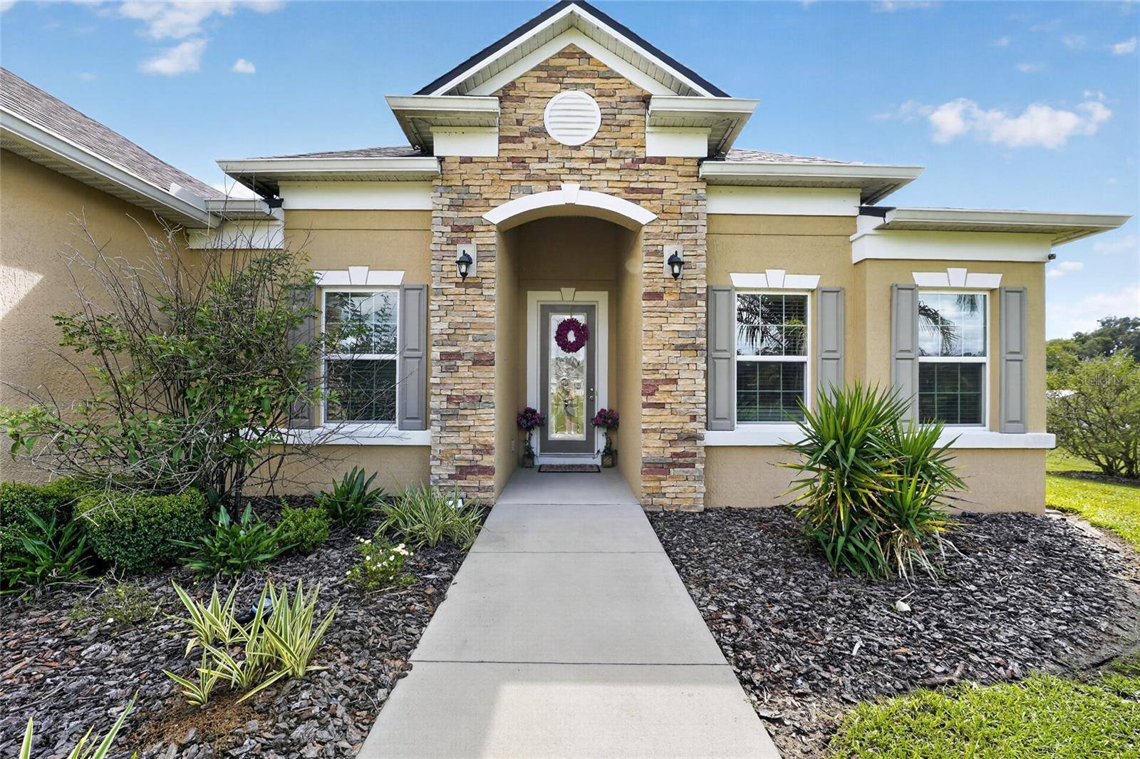 5697 SW 215TH TER, Newberry, FL 32669