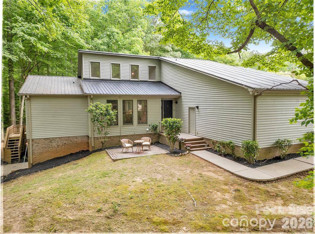 128 Spencer Woods DR, Dallas, NC 28034