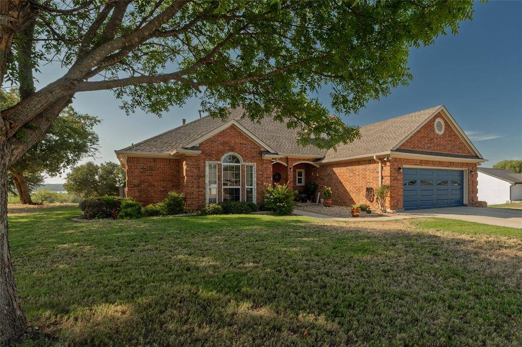 115 Lakeview Drive, Runaway Bay, TX 76426