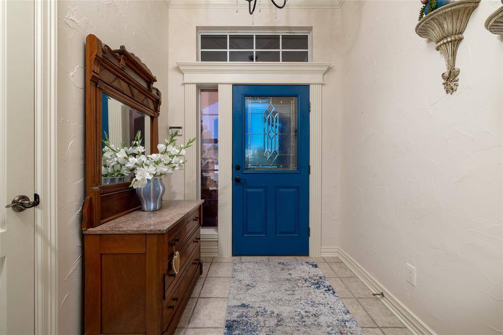 115 Lakeview Drive, Runaway Bay, TX 76426
