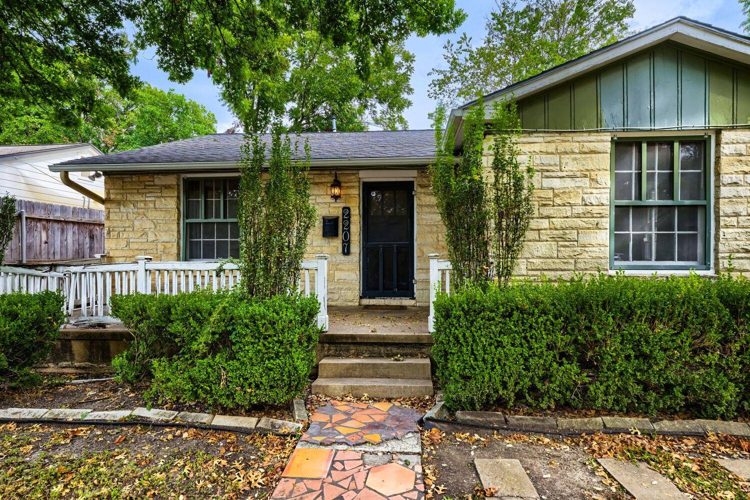 2207 Euclid Ave, Austin, TX 78704