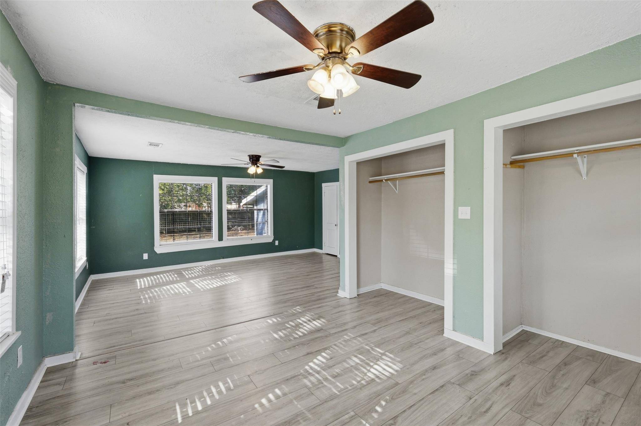 1401 E 29th ST, Bryan, TX 77802