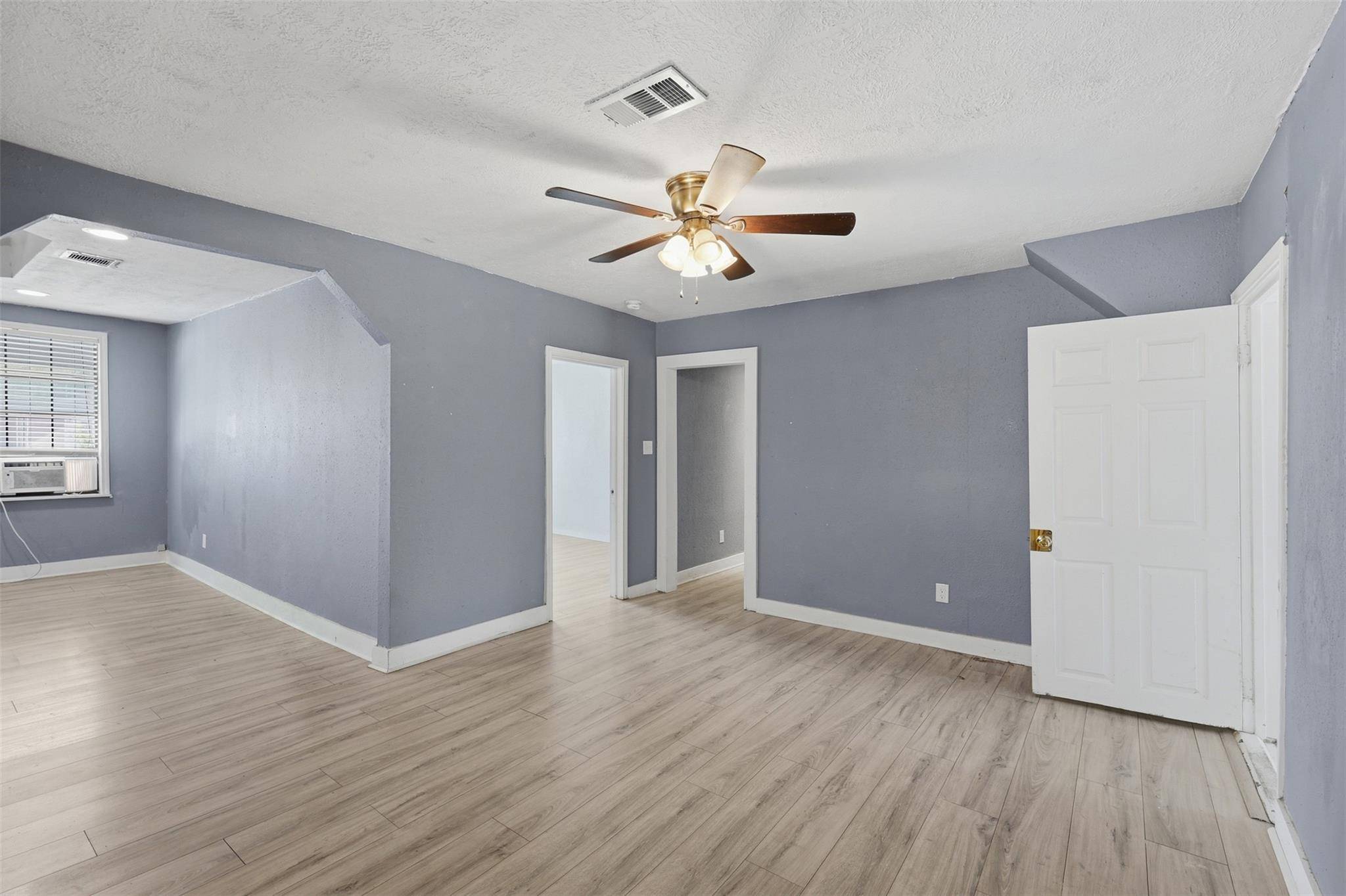 1401 E 29th ST, Bryan, TX 77802