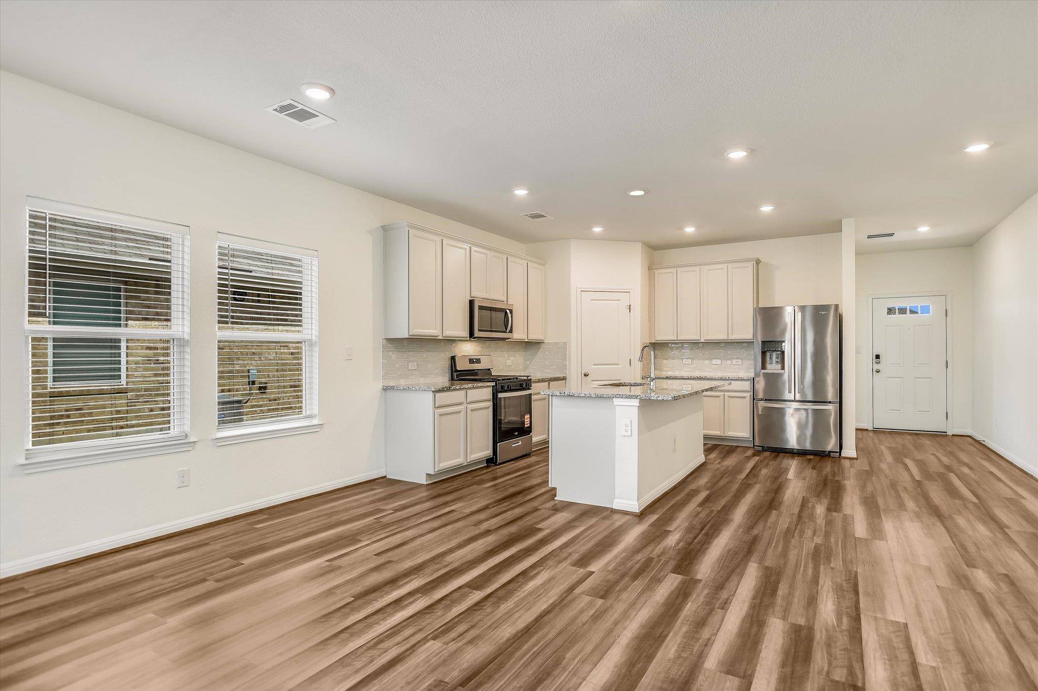 202 Grasslands TRL, Hutto, TX 78634