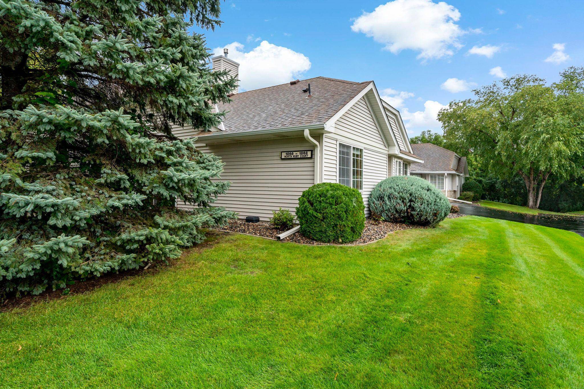 1866 N Ruby CT, Eagan, MN 55122