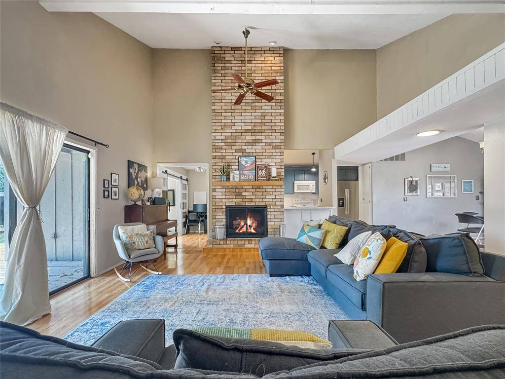 2302 Lindenwood LN, Norman, OK 73071