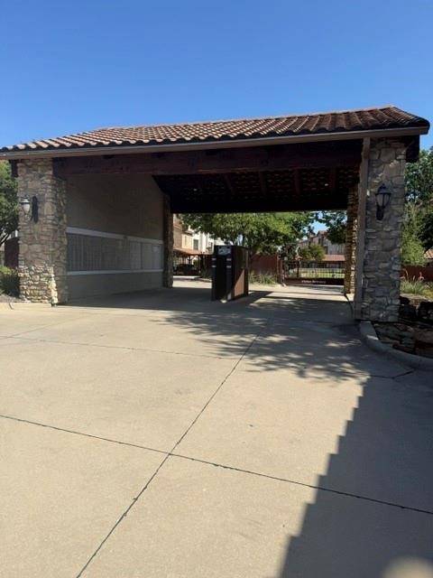 6631 Via Positano #211, Irving, TX 75039