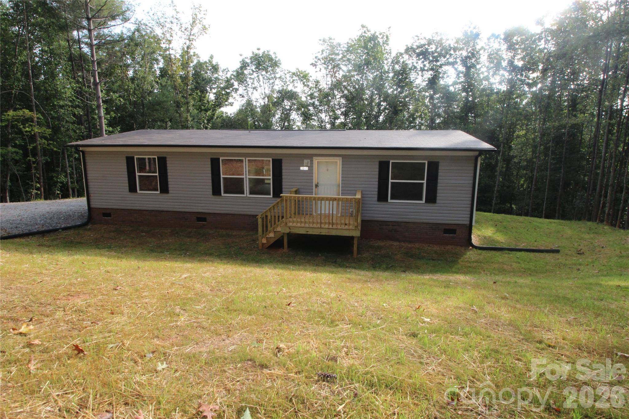 3065 Joshua TRL, Lenoir, NC 28645