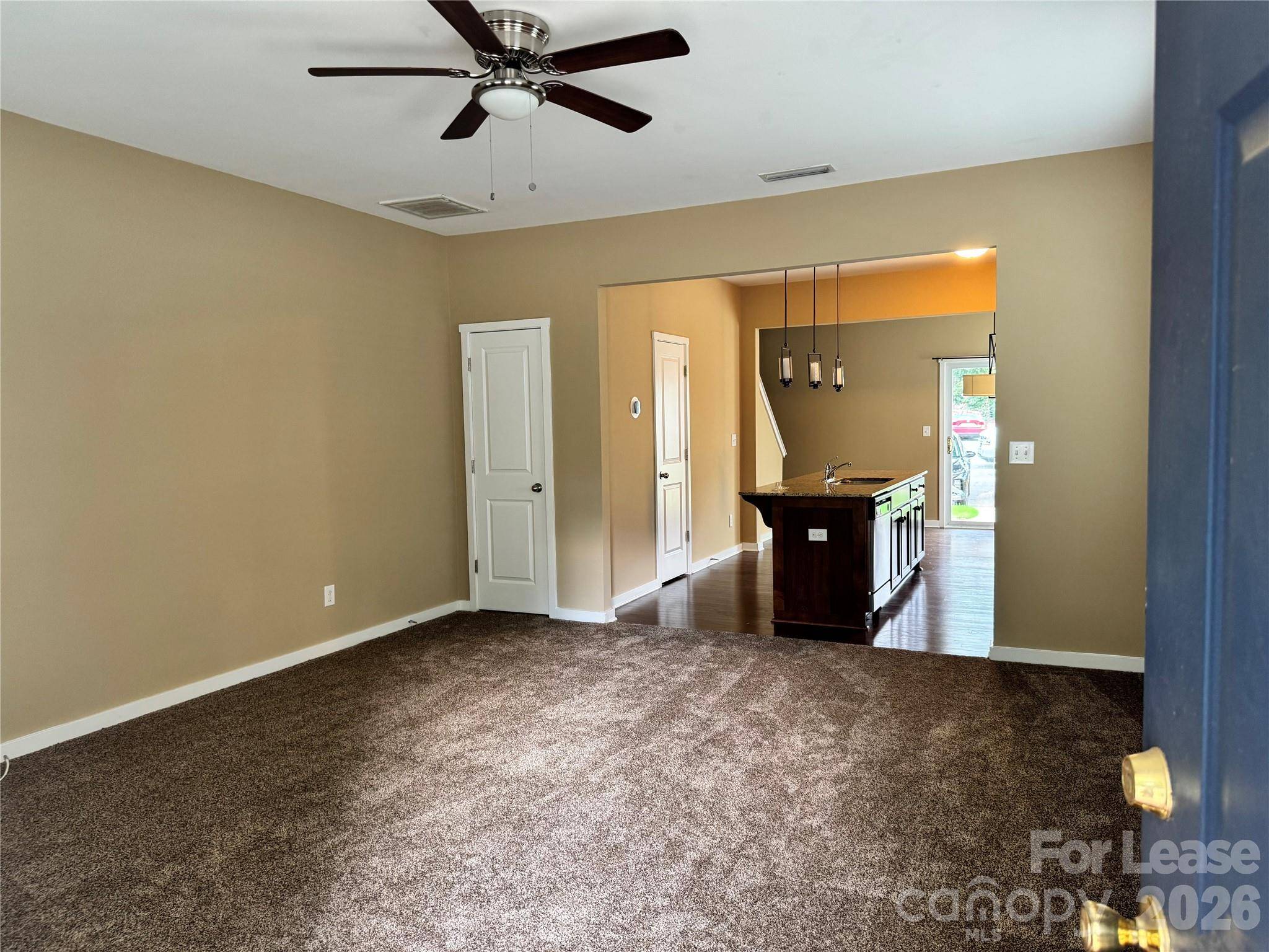 4732 Johnston Oehler RD, Charlotte, NC 28269