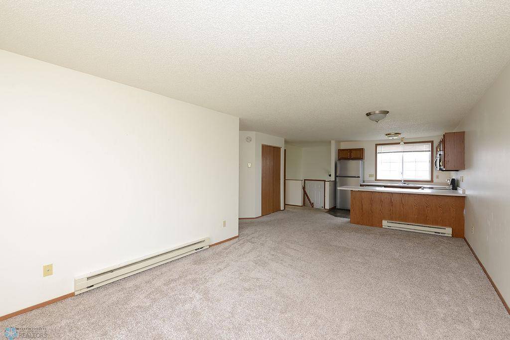 3532 32nd ST S, Fargo, ND 58104