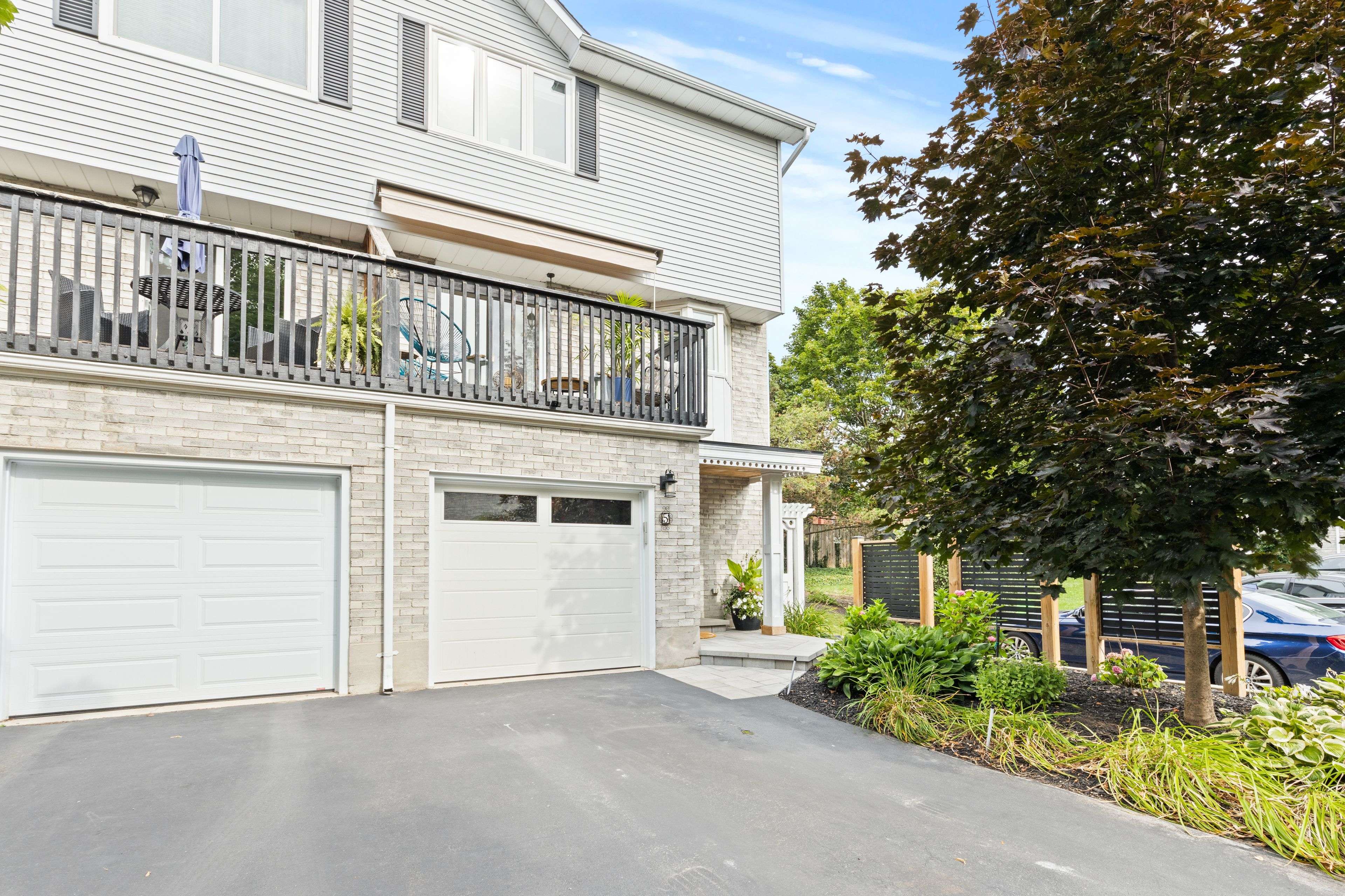 2303 Marine DR #5, Oakville, ON L6L 1C2