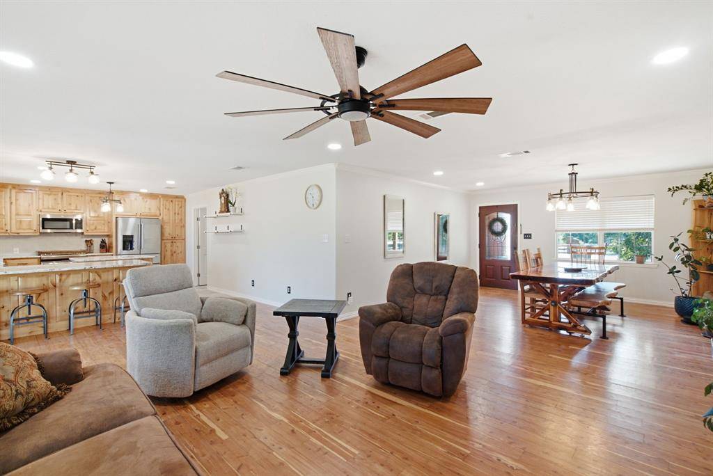 311 Dennis Road, Lipan, TX 76462