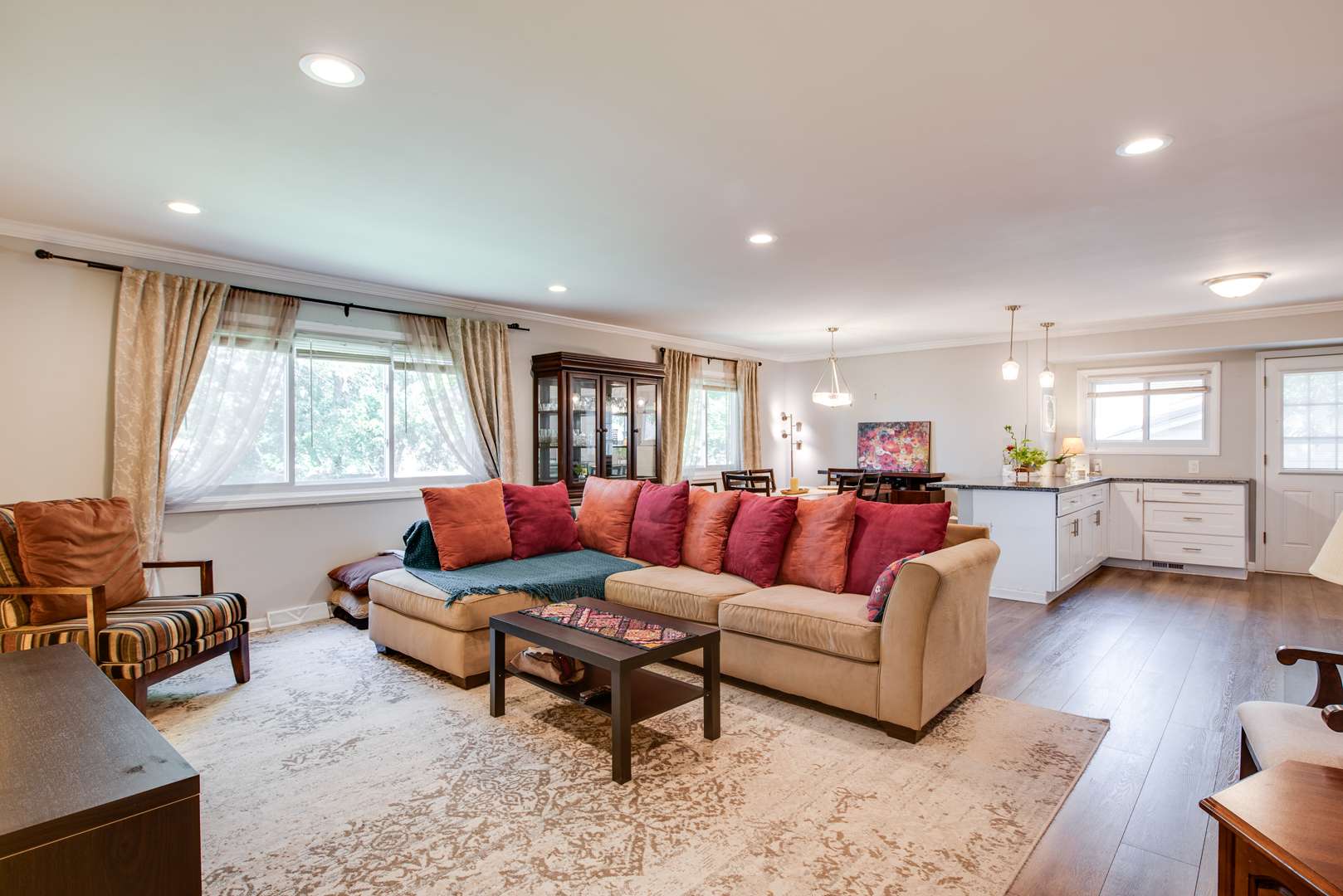 412 Nassau AVE, Bolingbrook, IL 60440