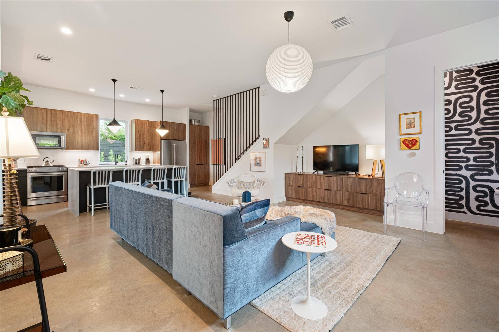 619 Tillery ST #A, Austin, TX 78702