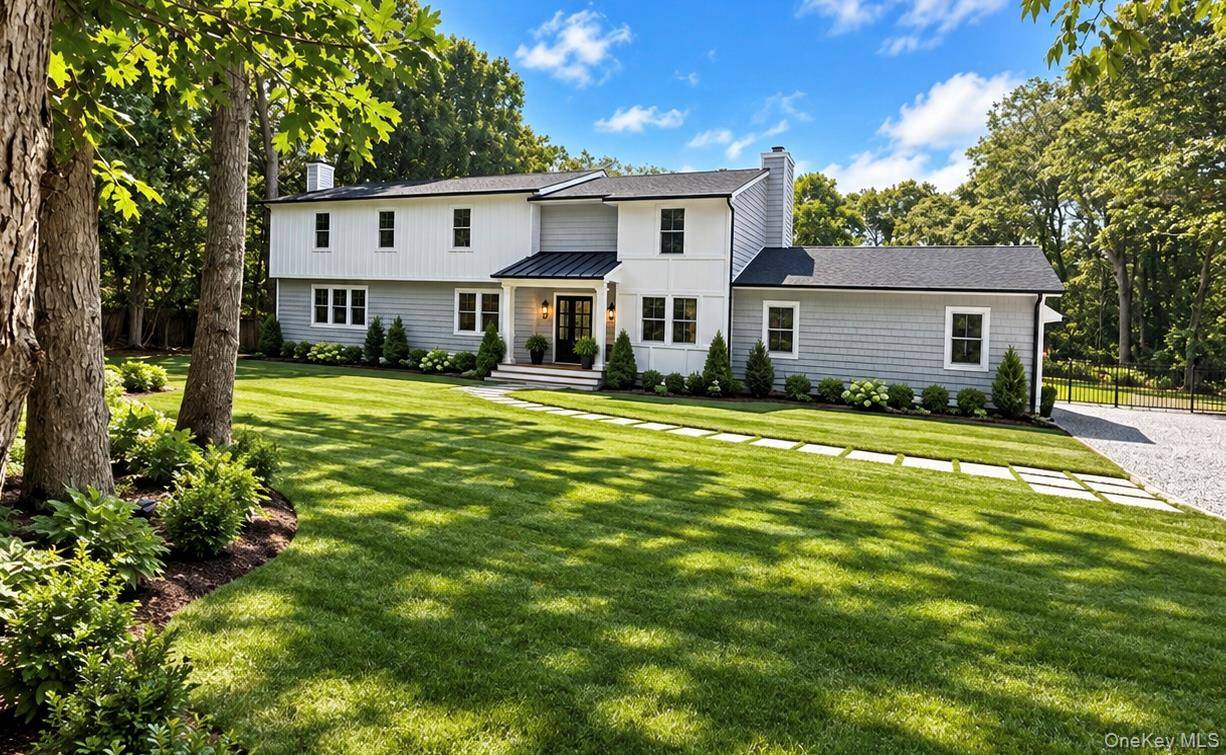 8 Hidden PATH, Quogue, NY 11959