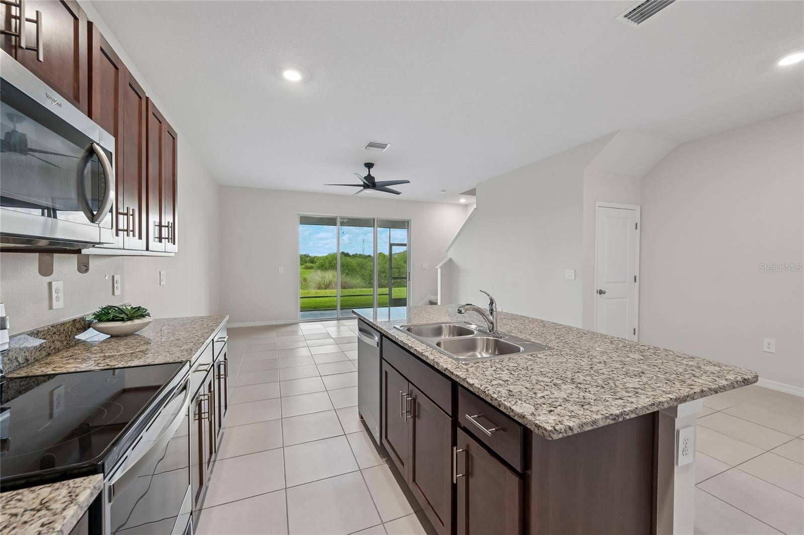 8657 MILESTONE DR, Sarasota, FL 34238