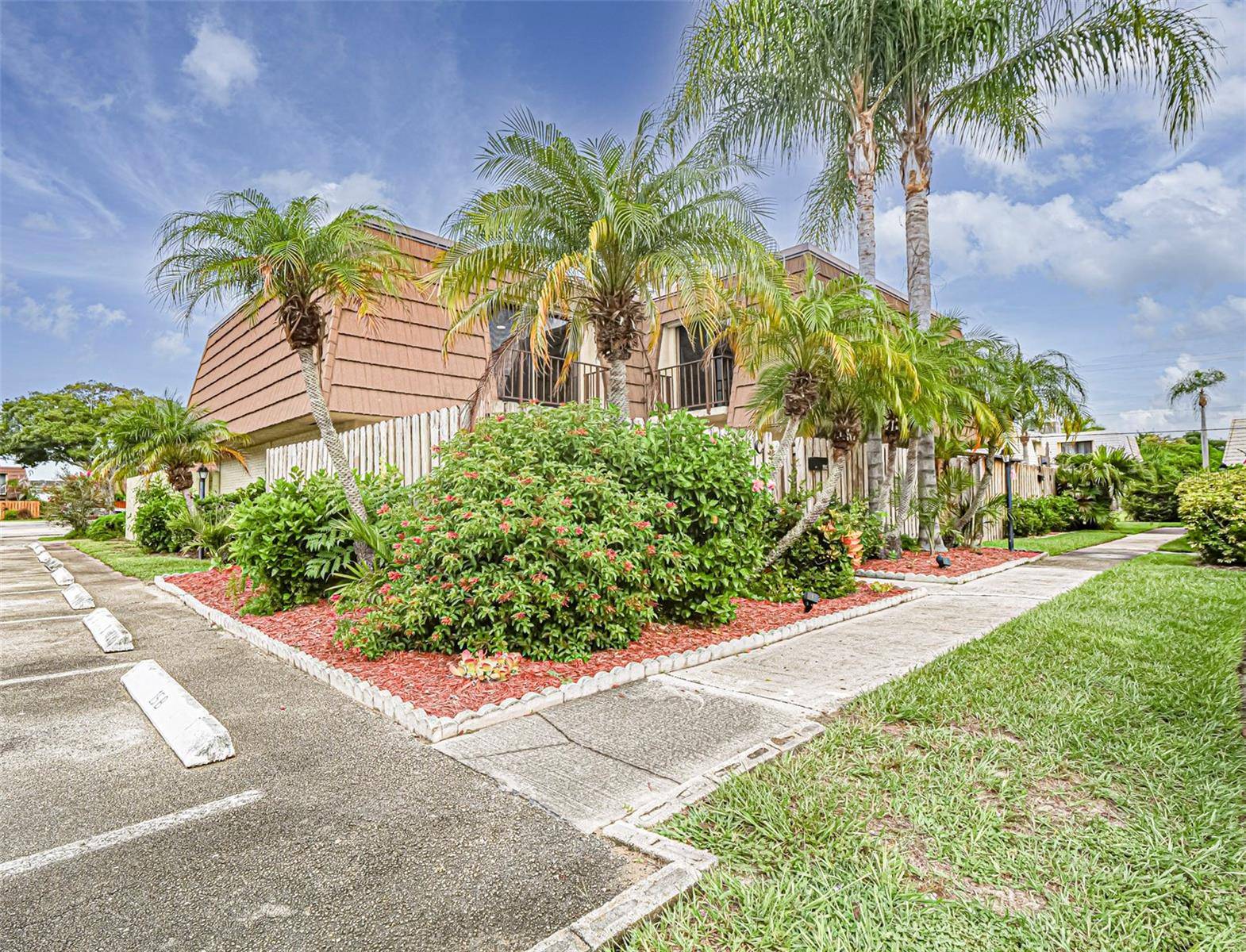 1166 6TH AVE #15C, Vero Beach, FL 32960