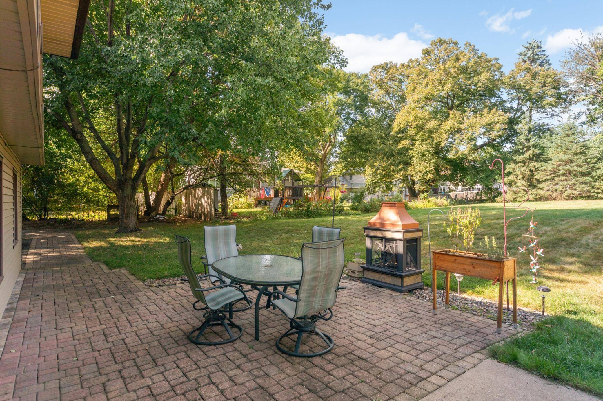 2608 W 102nd ST, Bloomington, MN 55431