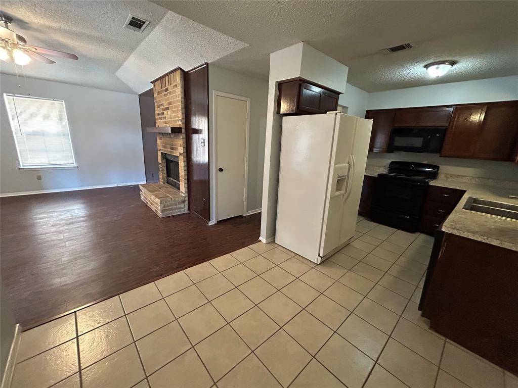 7738 Sable Lane, North Richland Hills, TX 76182