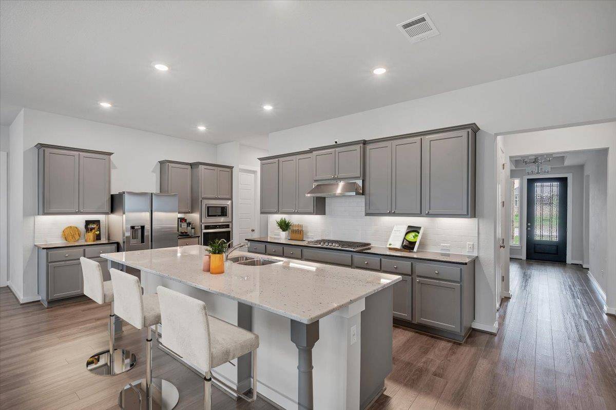 135 Independence DR, Kyle, TX 78640