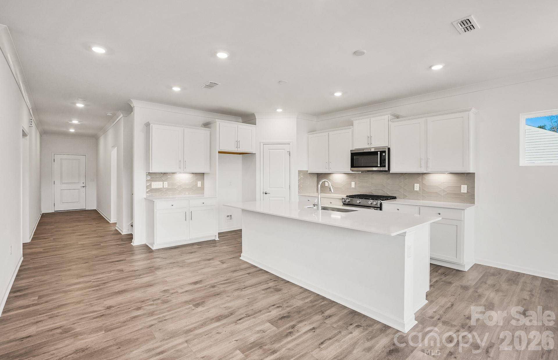 558 Cottage Garden LN, Belmont, NC 28012