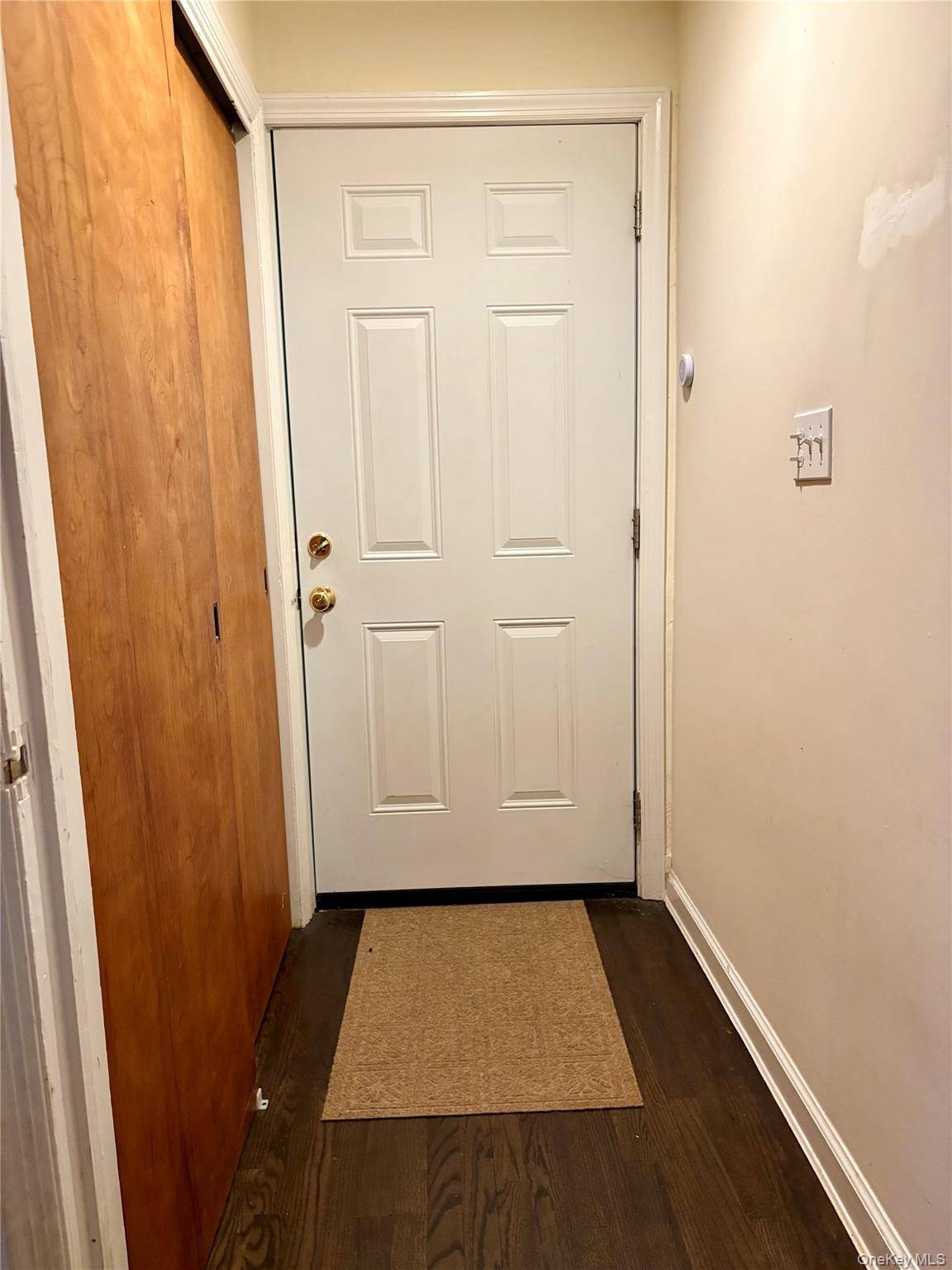 275 4th AVE, Saint James, NY 11780