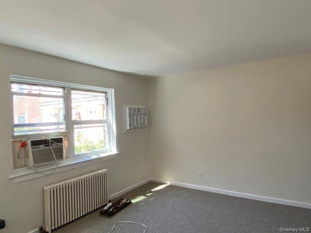73-61 260th ST #H-1, Glen Oaks, NY 11004
