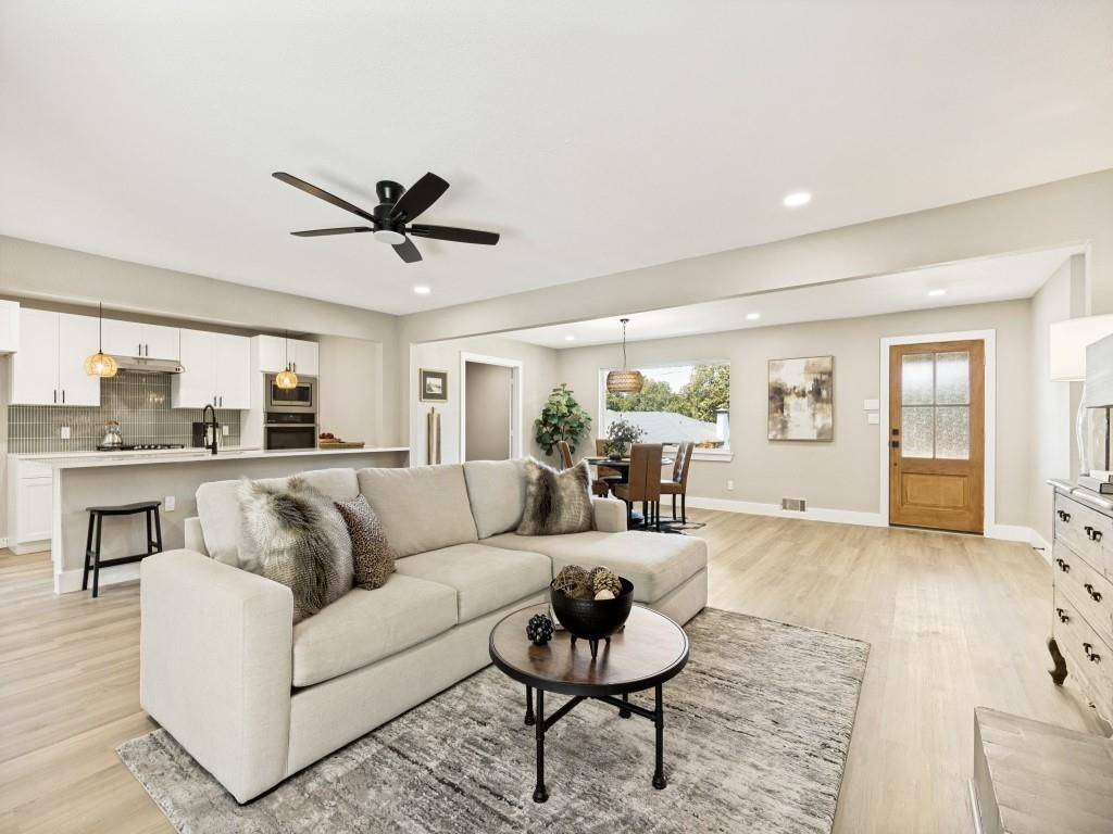 9410 Creel Creek Drive, Dallas, TX 75228