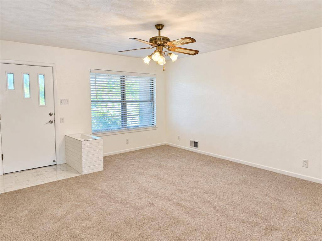 2711 Morton Street, Denison, TX 75020
