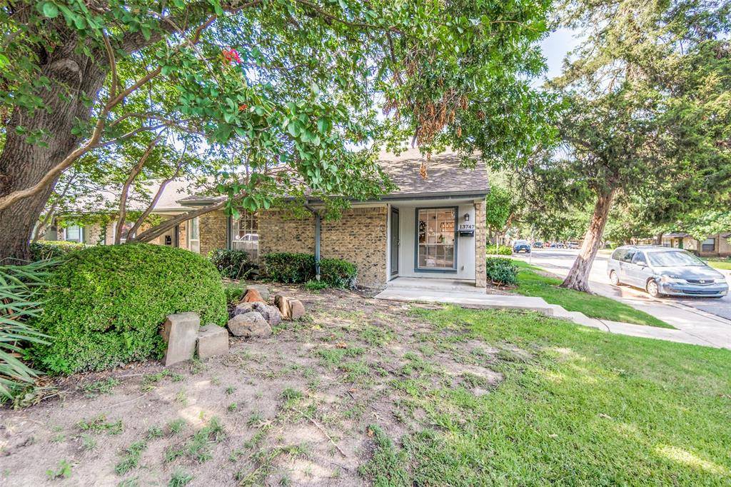 13747 Flagstone Lane, Dallas, TX 75240