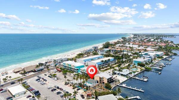 108 9TH ST N #1, Bradenton Beach, FL 34217