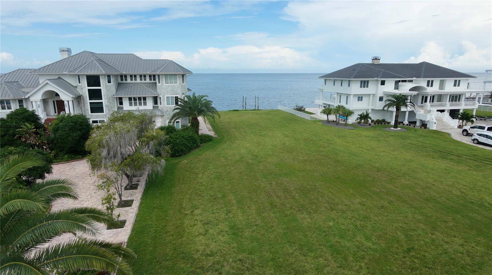 21 WESTSHORE DR, New Port Richey, FL 34652