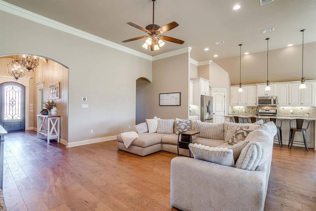 3303 Ferry Boat Lane, Granbury, TX 76049