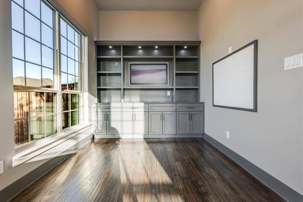 4102 Parkview Boulevard, Celina, TX 75009