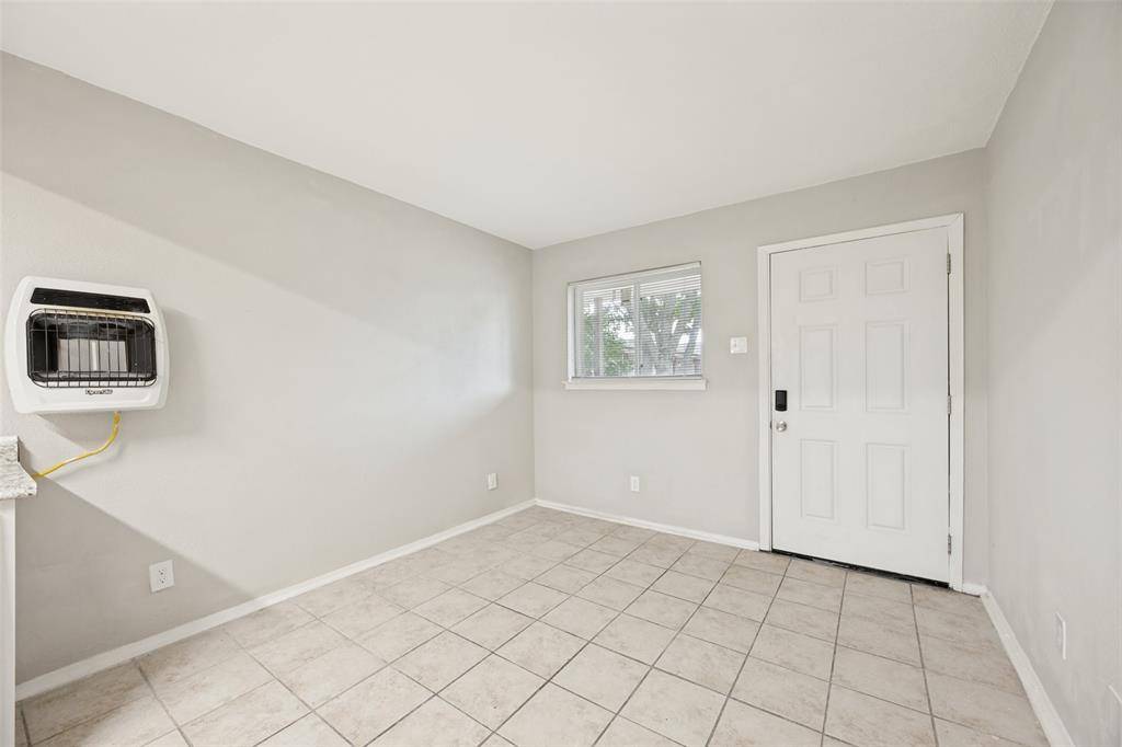 1001 W Elm Street #204, Denison, TX 75020