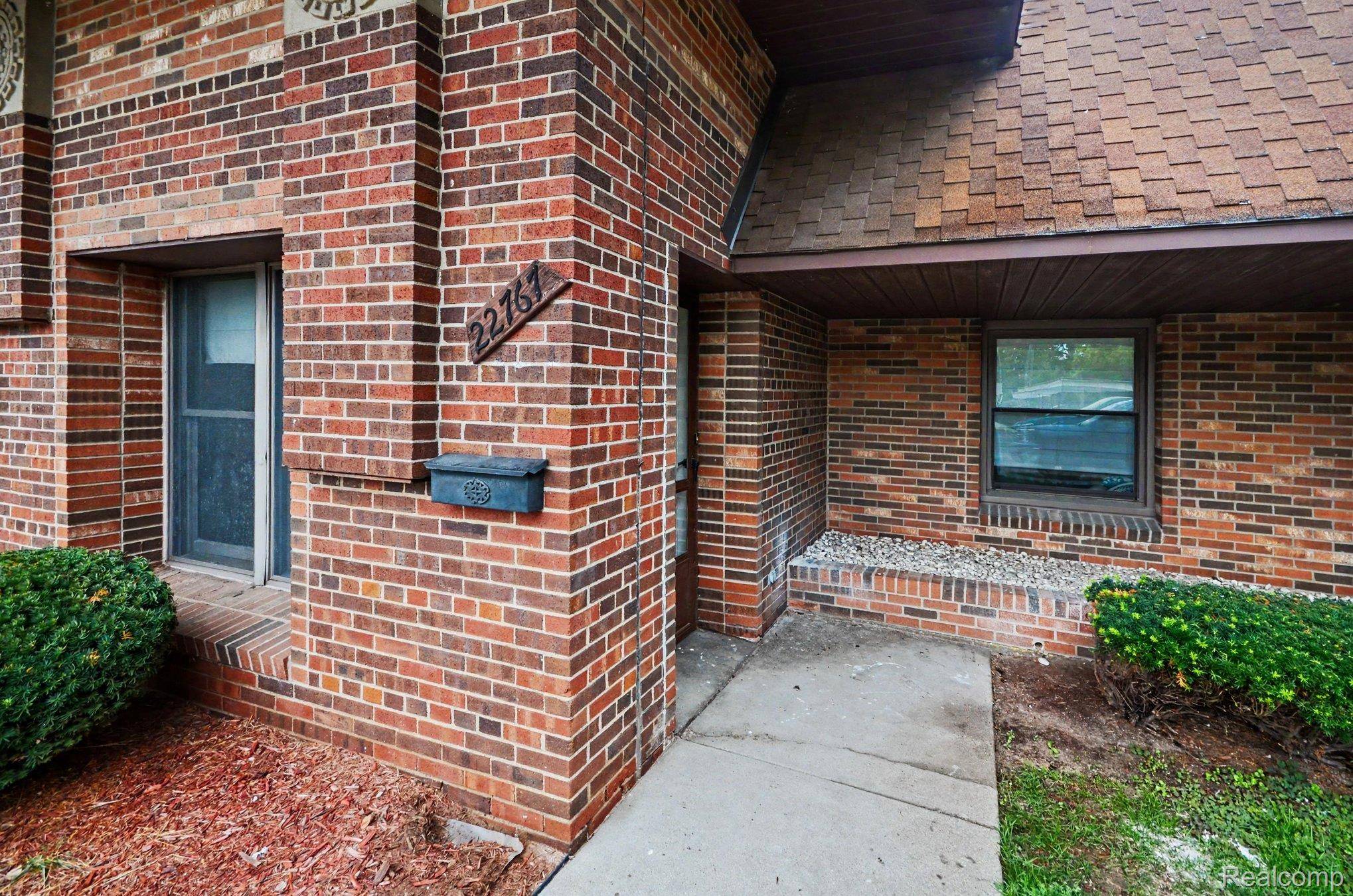 22767 Garfield ST #16, St. Clair Shores, MI 48082